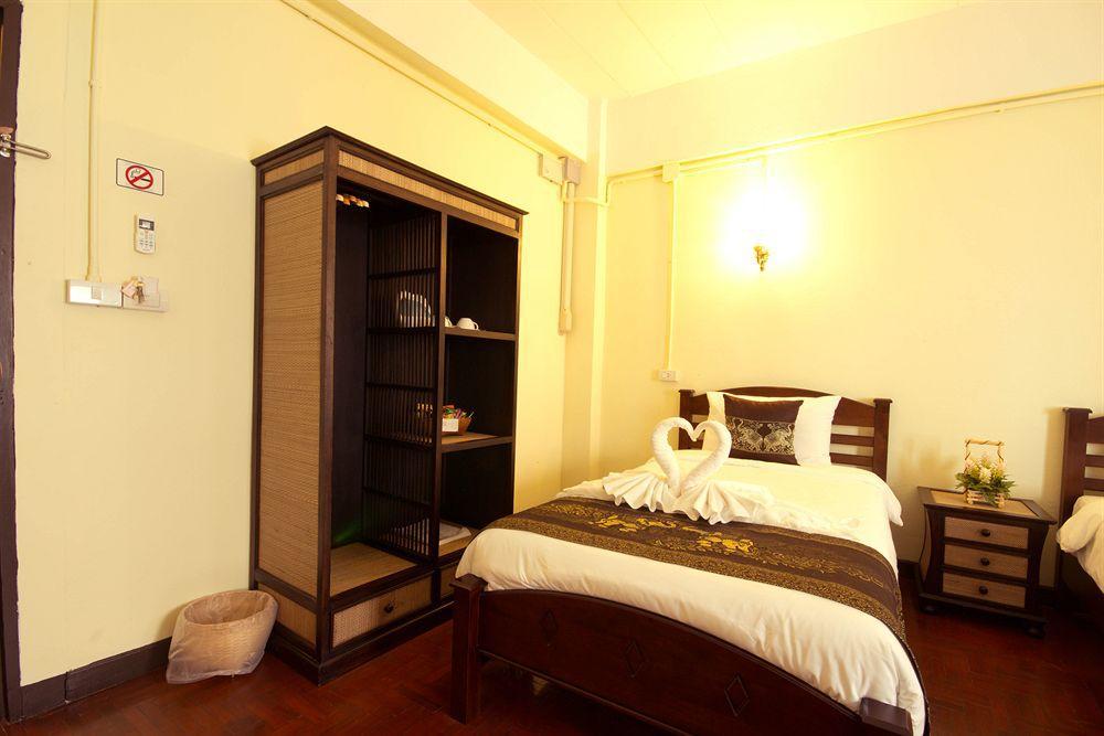 Sasima Bed And Breakfast Chiang Mai Exterior photo