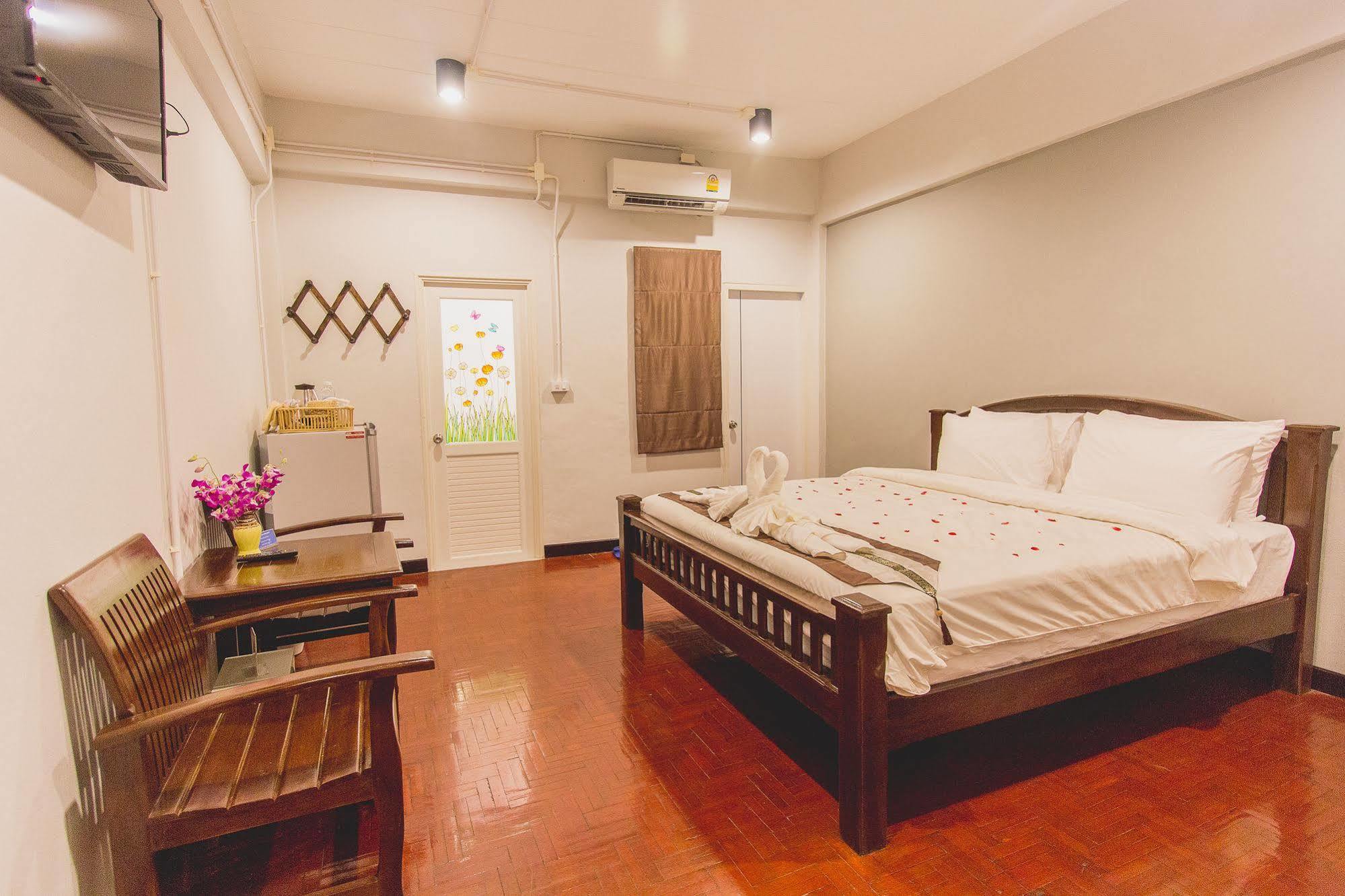 Sasima Bed And Breakfast Chiang Mai Exterior photo